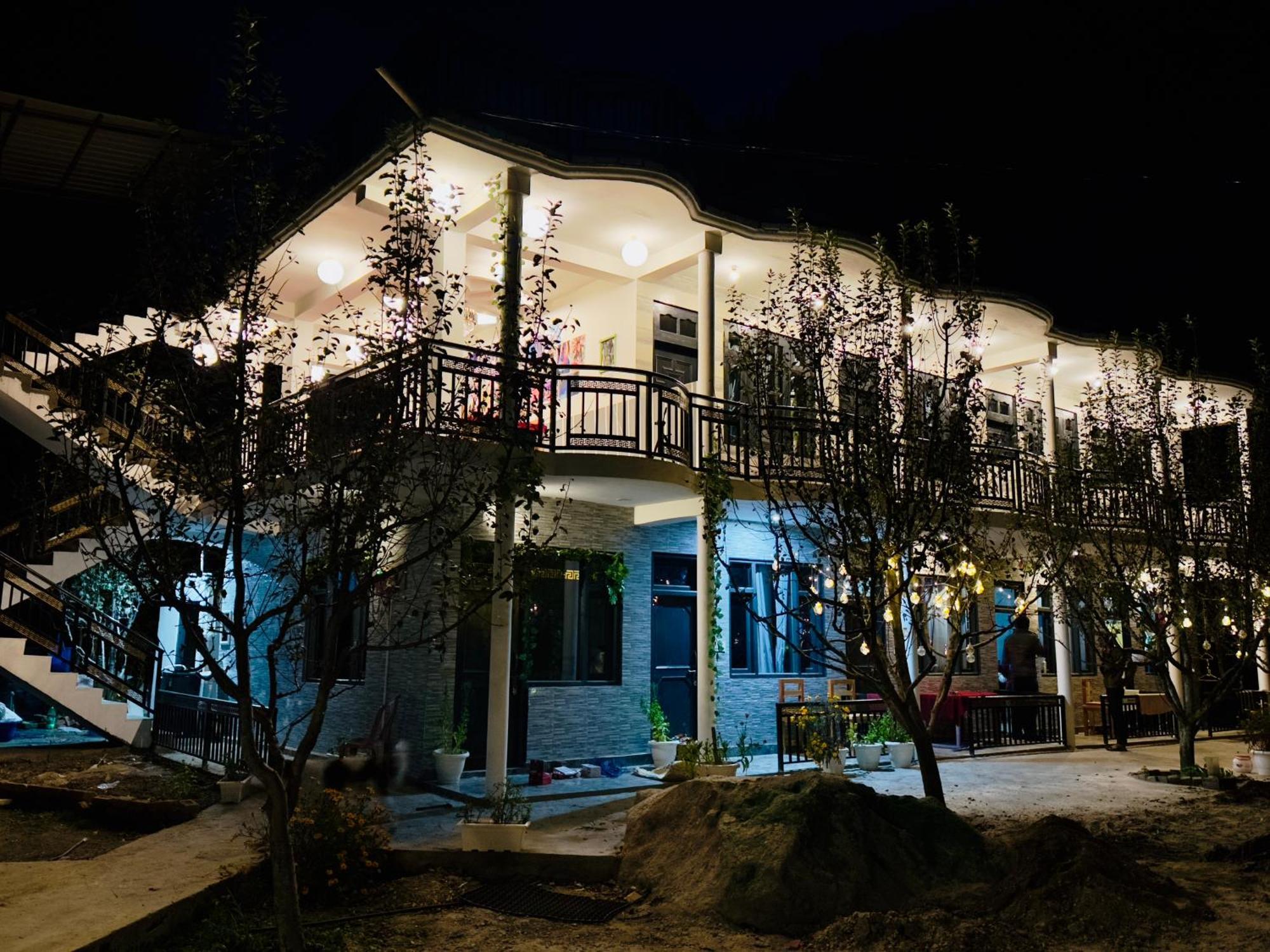 Rare House Hotel Kalgha Exterior foto